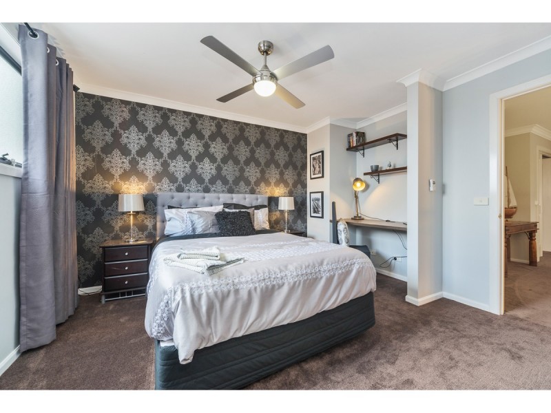 7 Brown Thornbill Court, Langwarrin VIC 3910