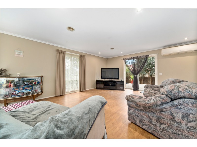 1 Ronald Court, Somerville VIC 3912