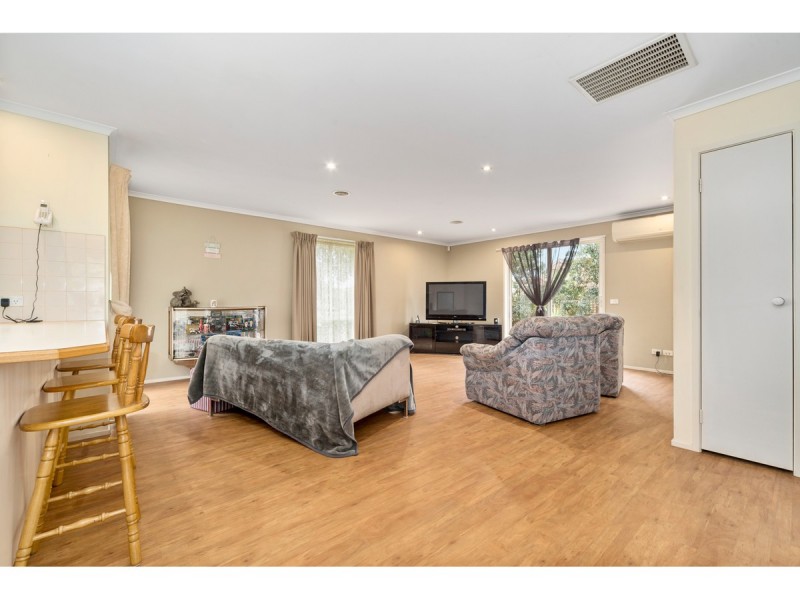 1 Ronald Court, Somerville VIC 3912
