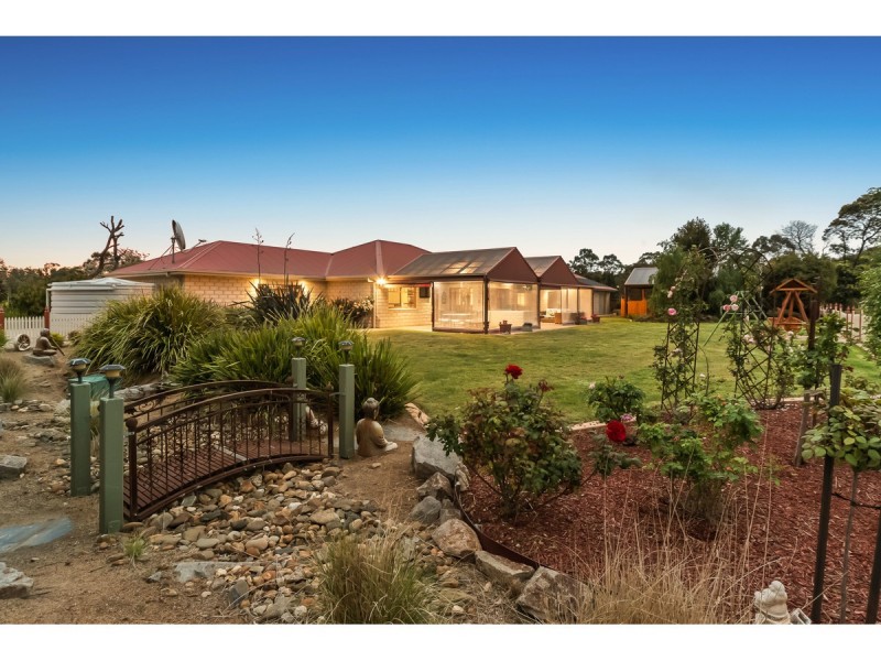 81-83 Lakes Boulevard, Pearcedale VIC 3912