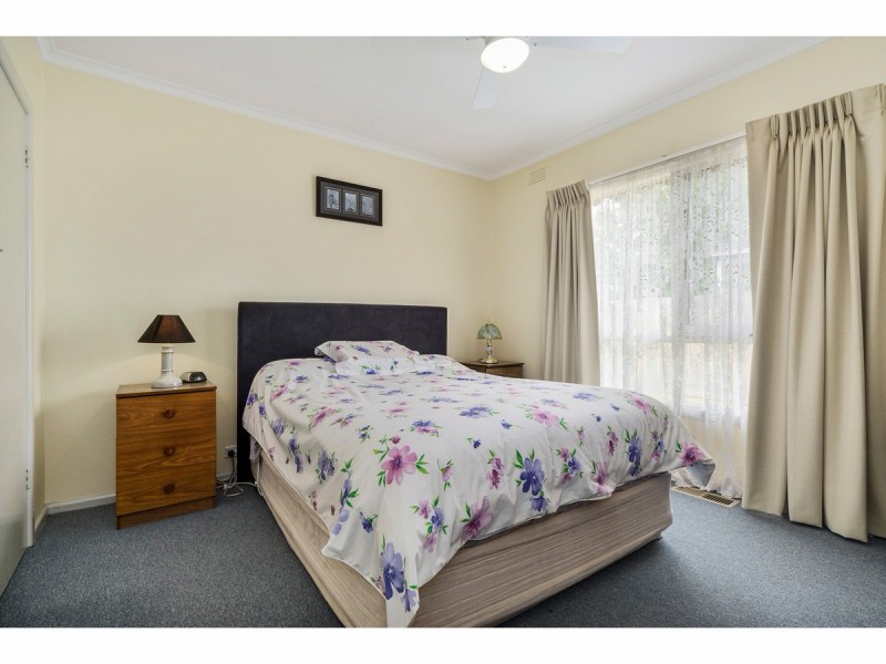 6 Wynnstay Road, Seaford VIC 3198