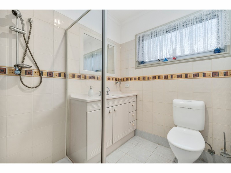 6 Wynnstay Road, Seaford VIC 3198