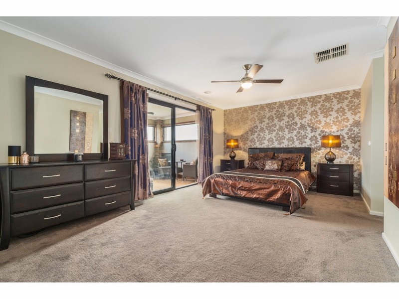 7 Brown Thornbill Court, Langwarrin VIC 3910