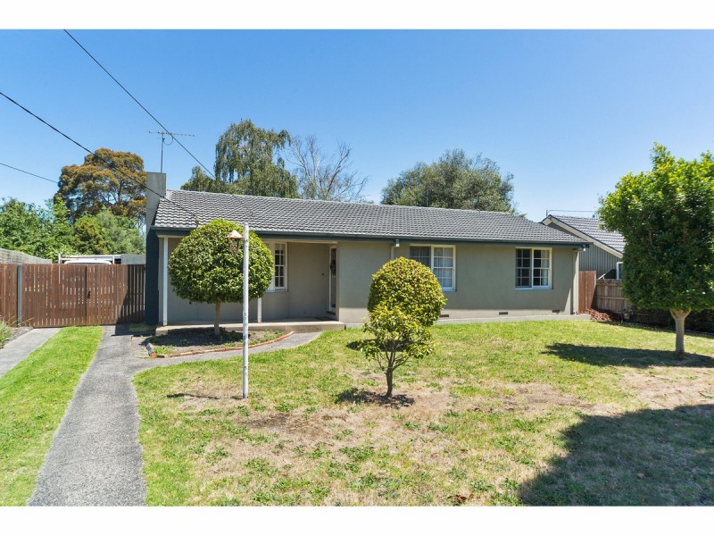 18 Helvetia Court, Frankston VIC 3199