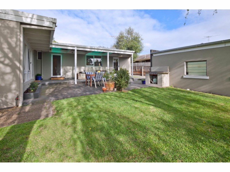 18 Helvetia Court, Frankston VIC 3199