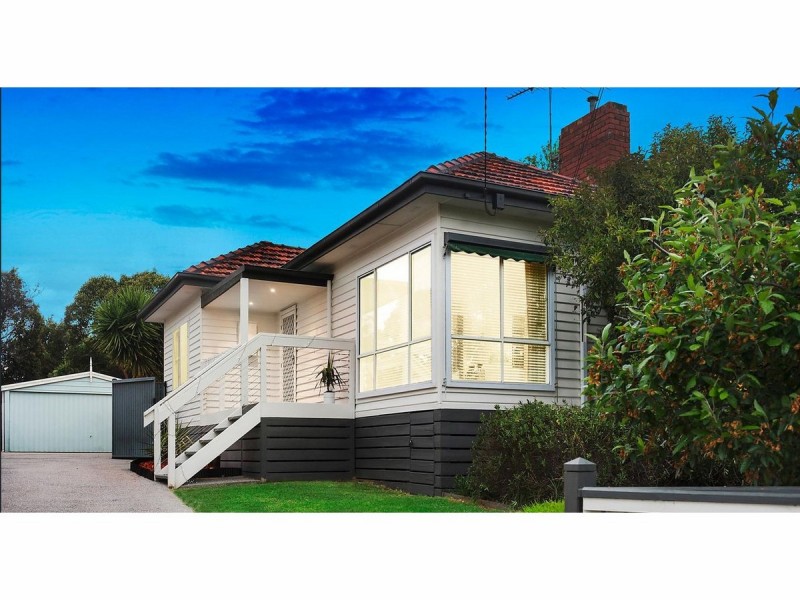 22 Campbell Parade, Box Hill South VIC 3128