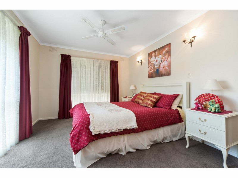 27 Maxwell Court, Langwarrin VIC 3910