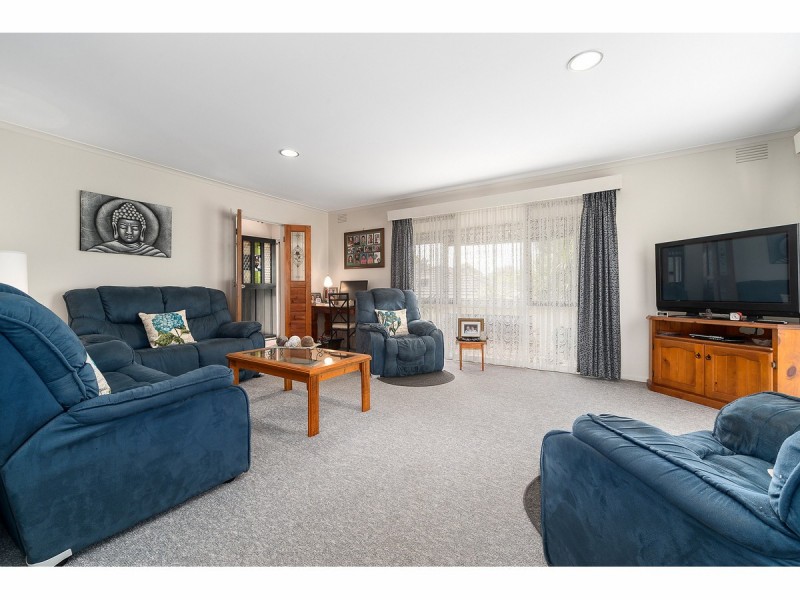 27 Maxwell Court, Langwarrin VIC 3910