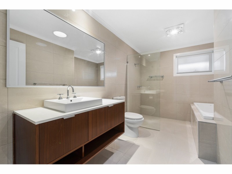 33 Tower Hill Road, Somers VIC 3927