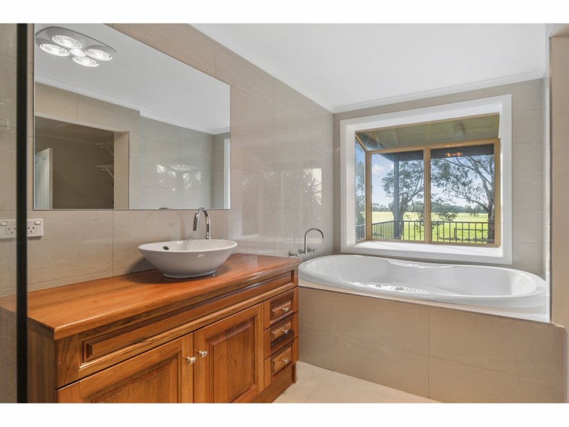 33 Tower Hill Road, Somers VIC 3927