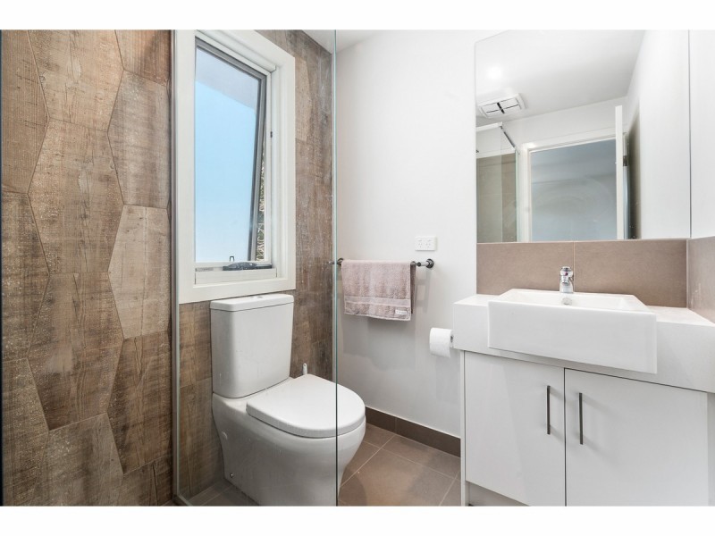 1/38 Heatherhill Road, Frankston VIC 3199