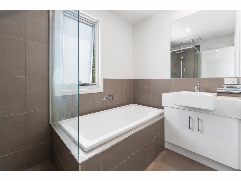 1/38 Heatherhill Road, Frankston VIC 3199