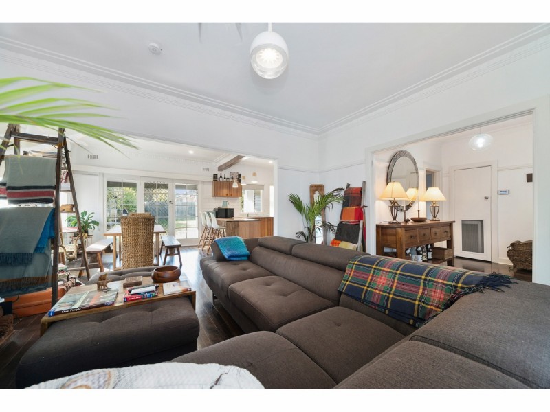 61 Dandenong Road East, Frankston VIC 3199