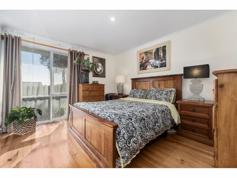 206 McCormicks Road, Skye VIC 3977