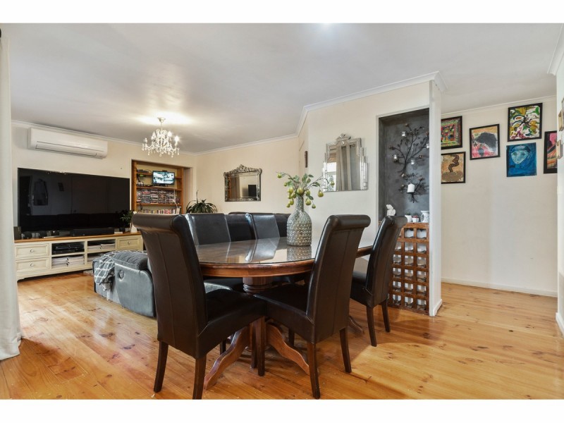 206 McCormicks Road, Skye VIC 3977