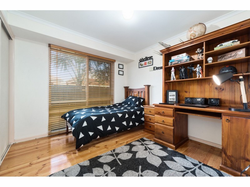 206 McCormicks Road, Skye VIC 3977