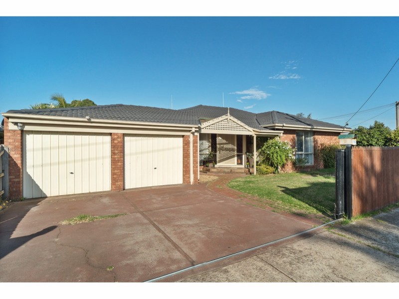 206 McCormicks Road, Skye VIC 3977