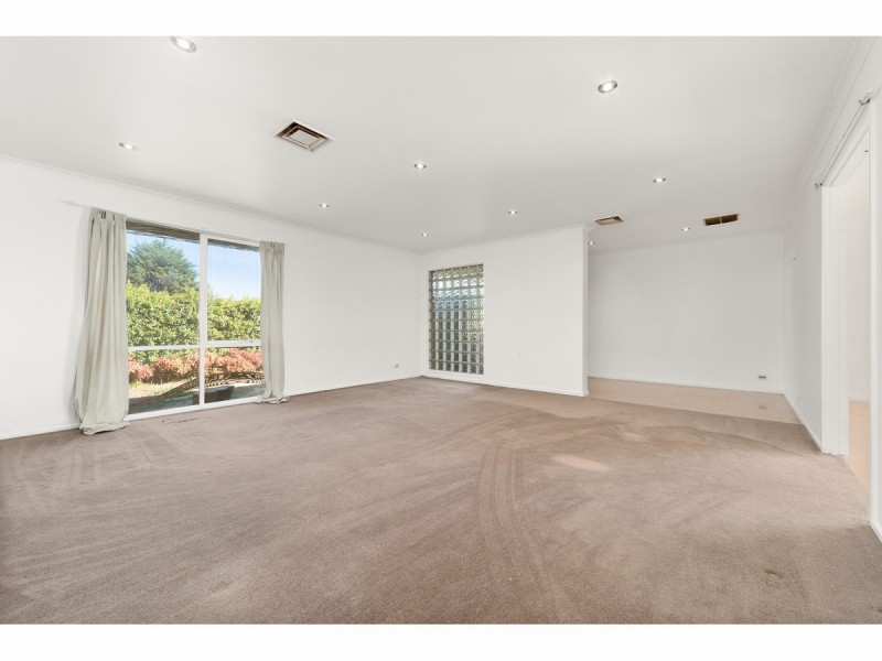 50 Bokissa Drive, Frankston VIC 3199