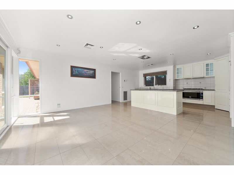 50 Bokissa Drive, Frankston VIC 3199