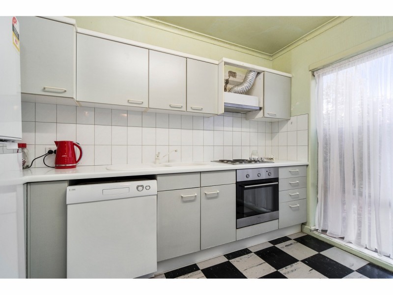 16 Hickory Crescent, Frankston North VIC 3200