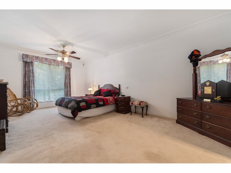 555 Robinsons Road, Langwarrin VIC 3910