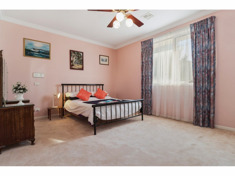 555 Robinsons Road, Langwarrin VIC 3910