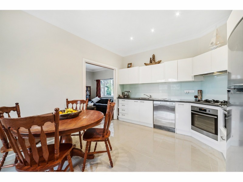 92 Heatherhill Road, Frankston VIC 3199