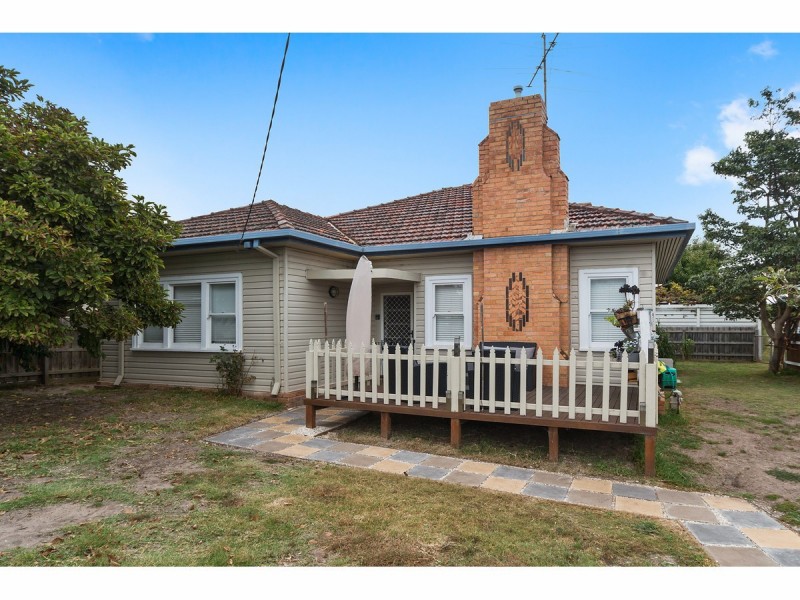 60 Boneo Road, Rosebud VIC 3939