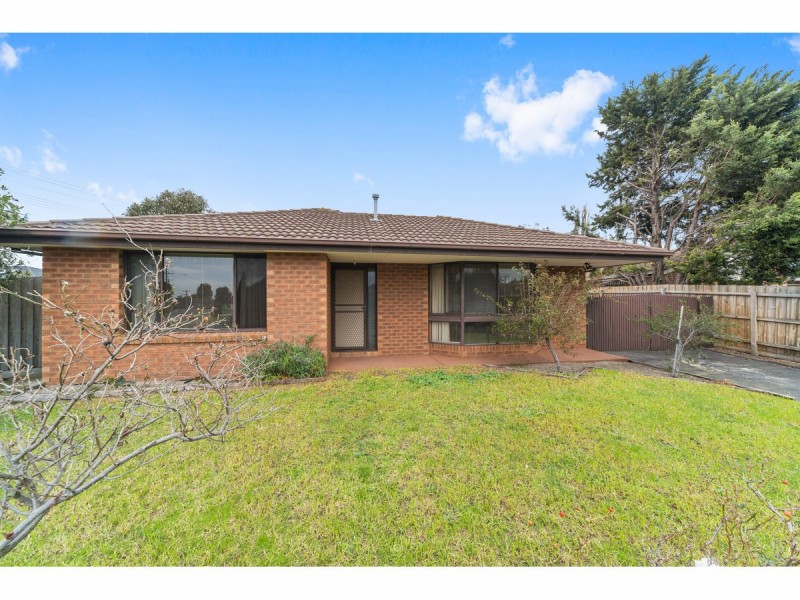 9 Lena Place, Carrum Downs VIC 3201