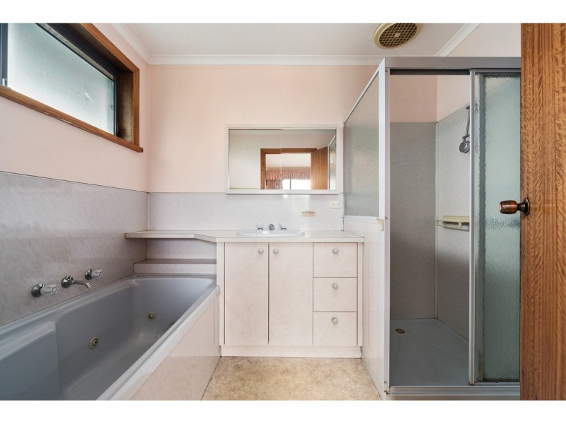 9 Lena Place, Carrum Downs VIC 3201