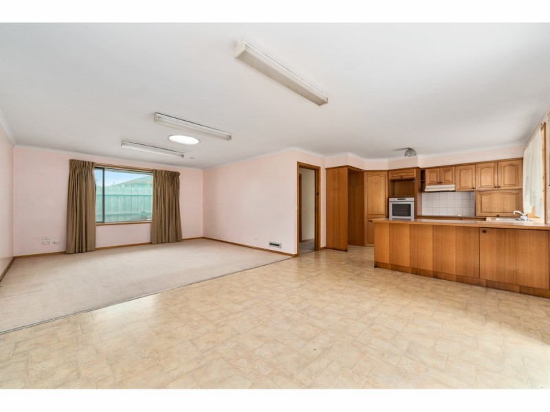 9 Lena Place, Carrum Downs VIC 3201