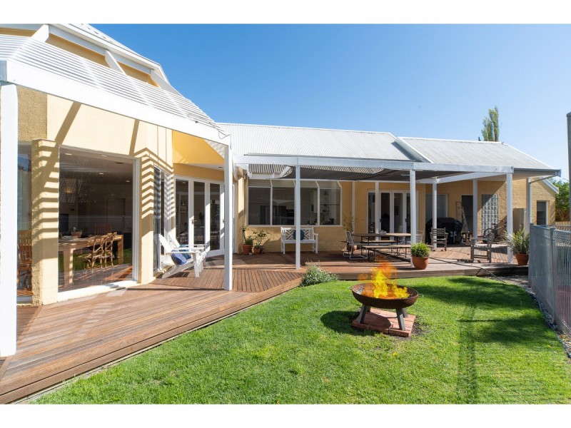 46 Yarralumla Drive, Langwarrin VIC 3910