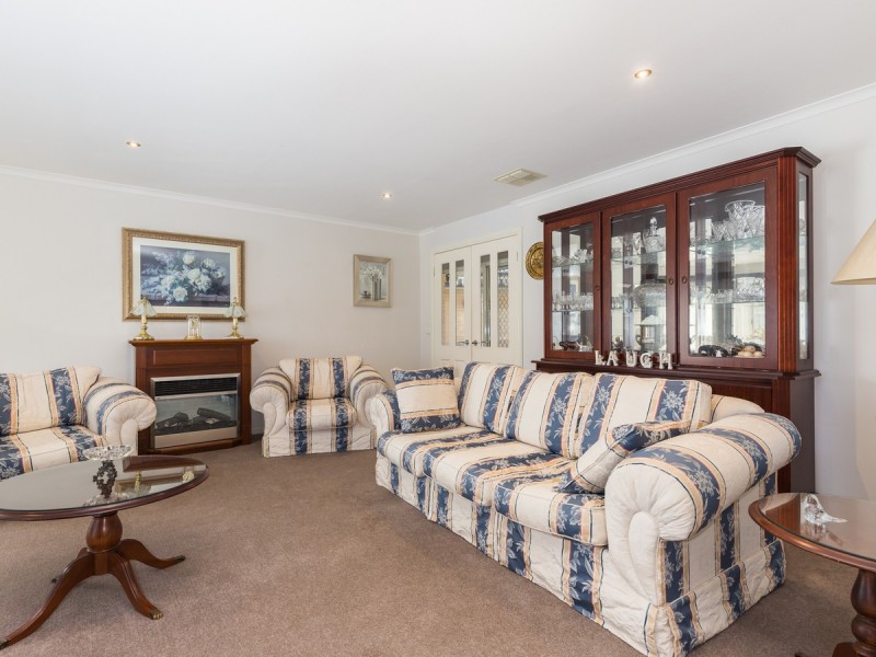 2 Quail Place, Langwarrin VIC 3910