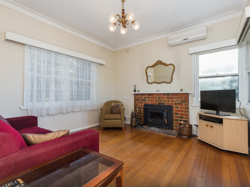 34 Valley Road, Langwarrin VIC 3910