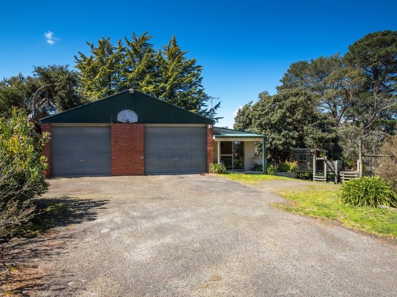34 Valley Road, Langwarrin VIC 3910