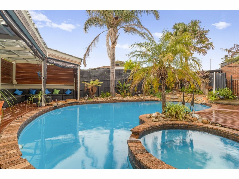 7 Parwan Court, Frankston VIC 3199