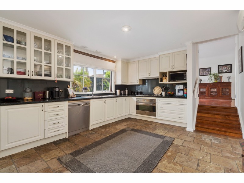 7 Parwan Court, Frankston VIC 3199