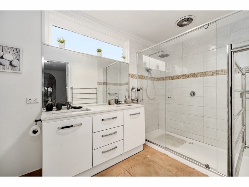 7 Parwan Court, Frankston VIC 3199