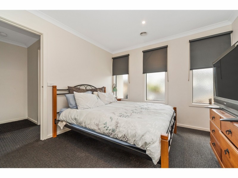 2/22 McCormicks Road, Skye VIC 3977