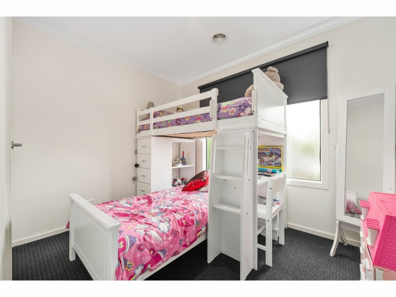 2/22 McCormicks Road, Skye VIC 3977