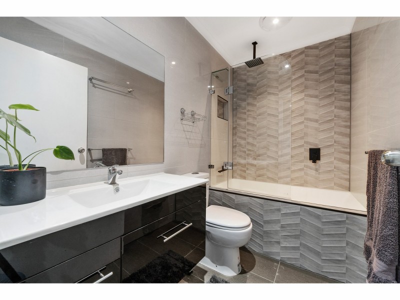 1 Madang Court, Hastings VIC 3915