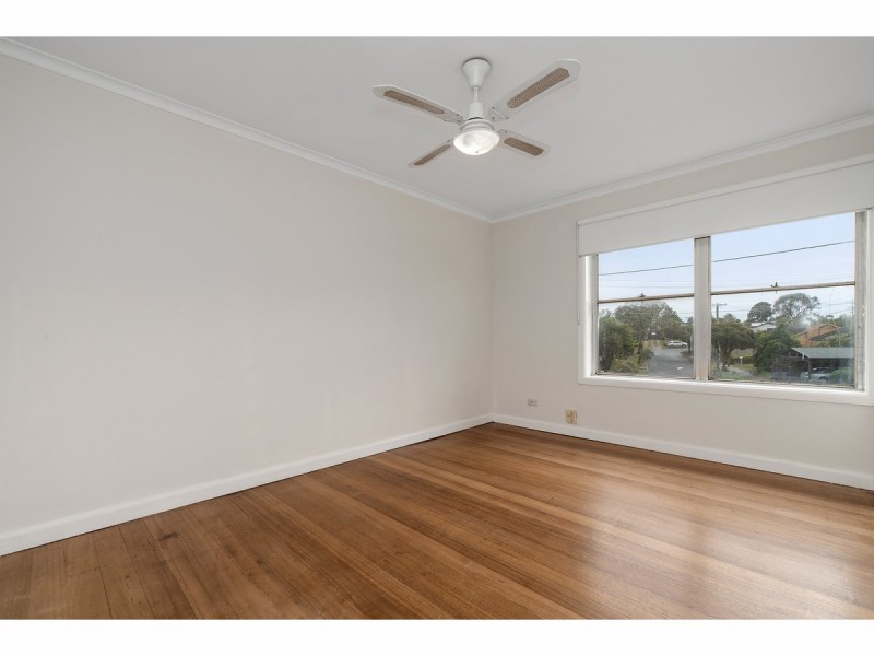 14 Hickory Crescent, Frankston North VIC 3200