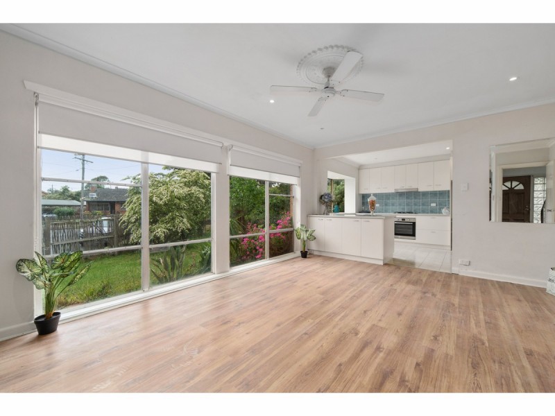14 Hickory Crescent, Frankston North VIC 3200