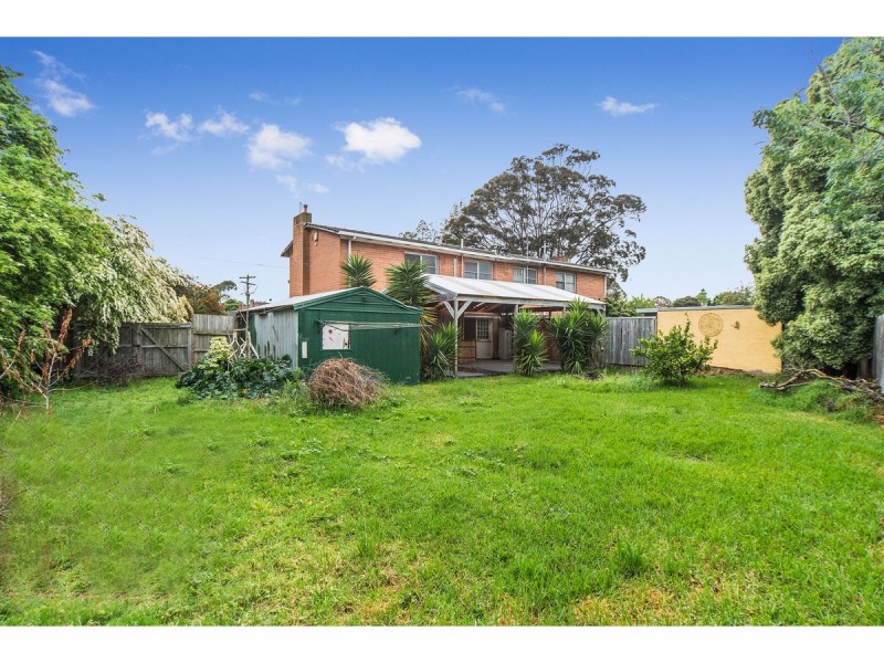 14 Hickory Crescent, Frankston North VIC 3200