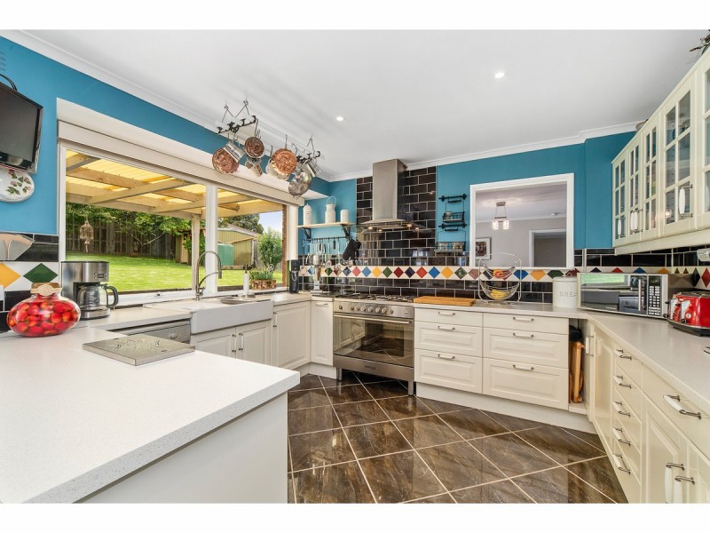 10 Peninsula Crescent, Langwarrin VIC 3910