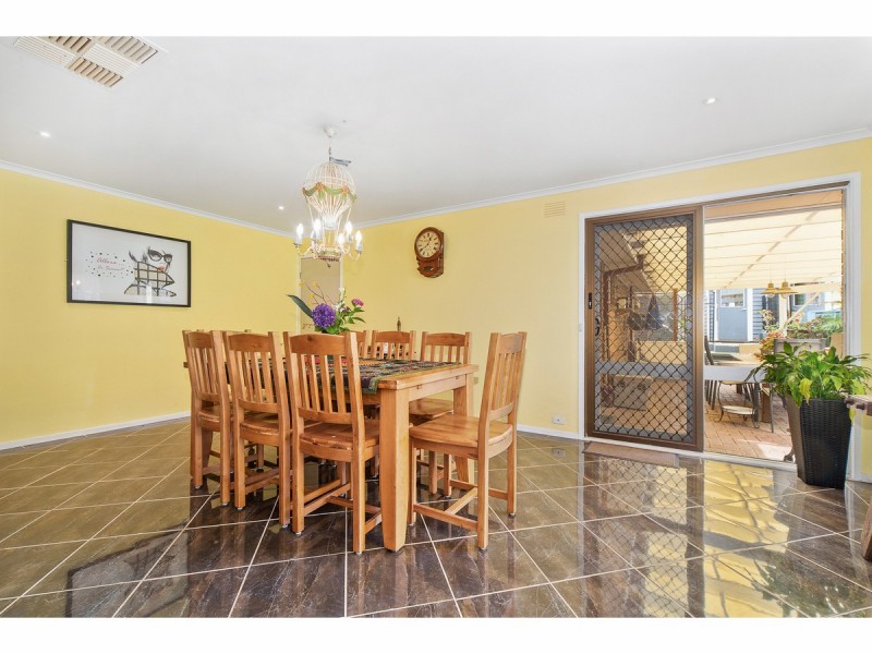 10 Peninsula Crescent, Langwarrin VIC 3910