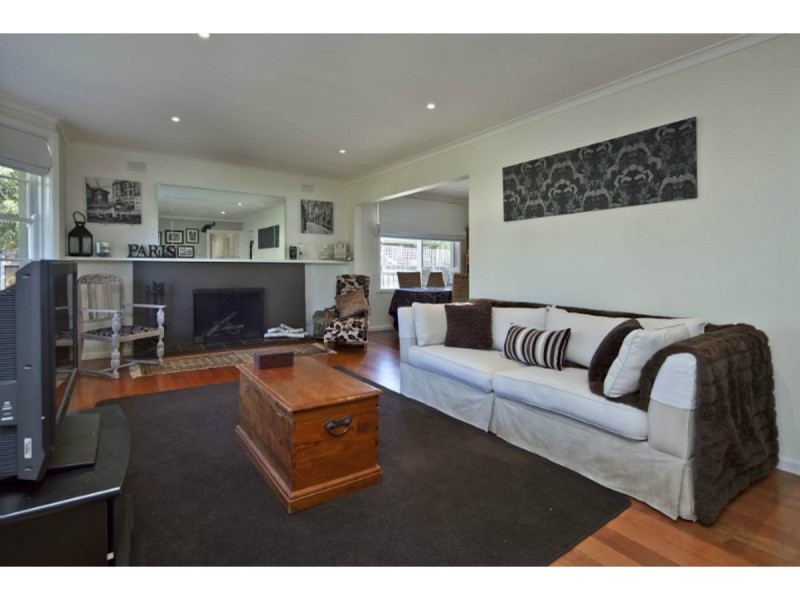 18 Helvetia Court, Frankston VIC 3199