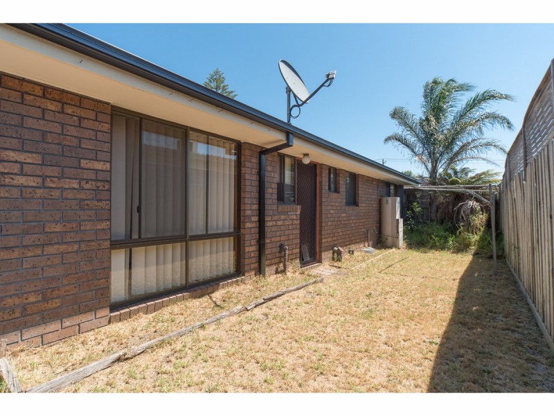 2/32 Petrie Street, Frankston VIC 3199