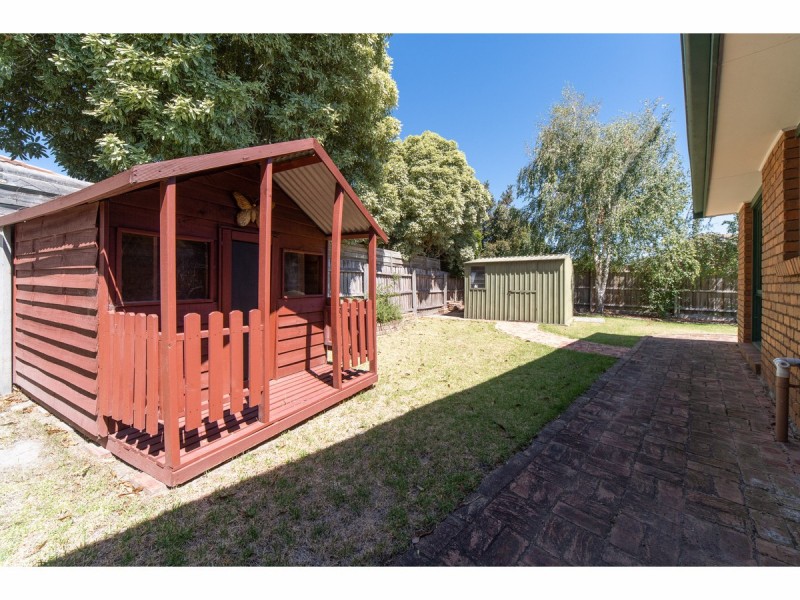 5 Ballymore Court, Frankston VIC 3199