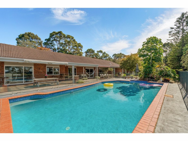 3 Soderlund Place, Somerville VIC 3912